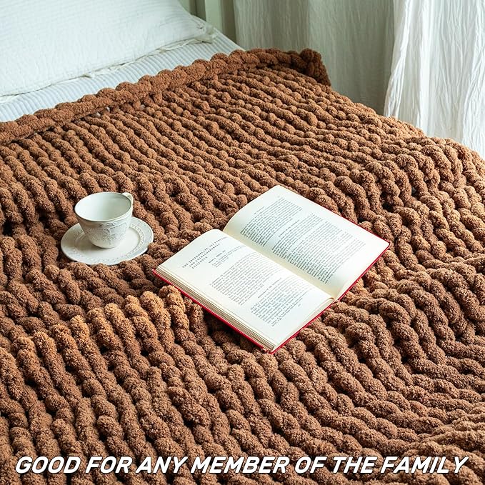 Chunky Knit Blanket - Brown