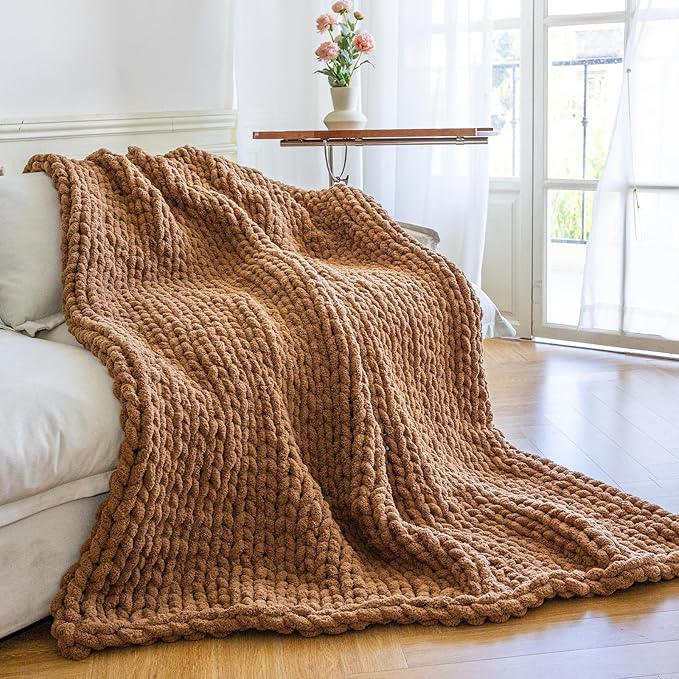Chunky Knit Blanket - Brown