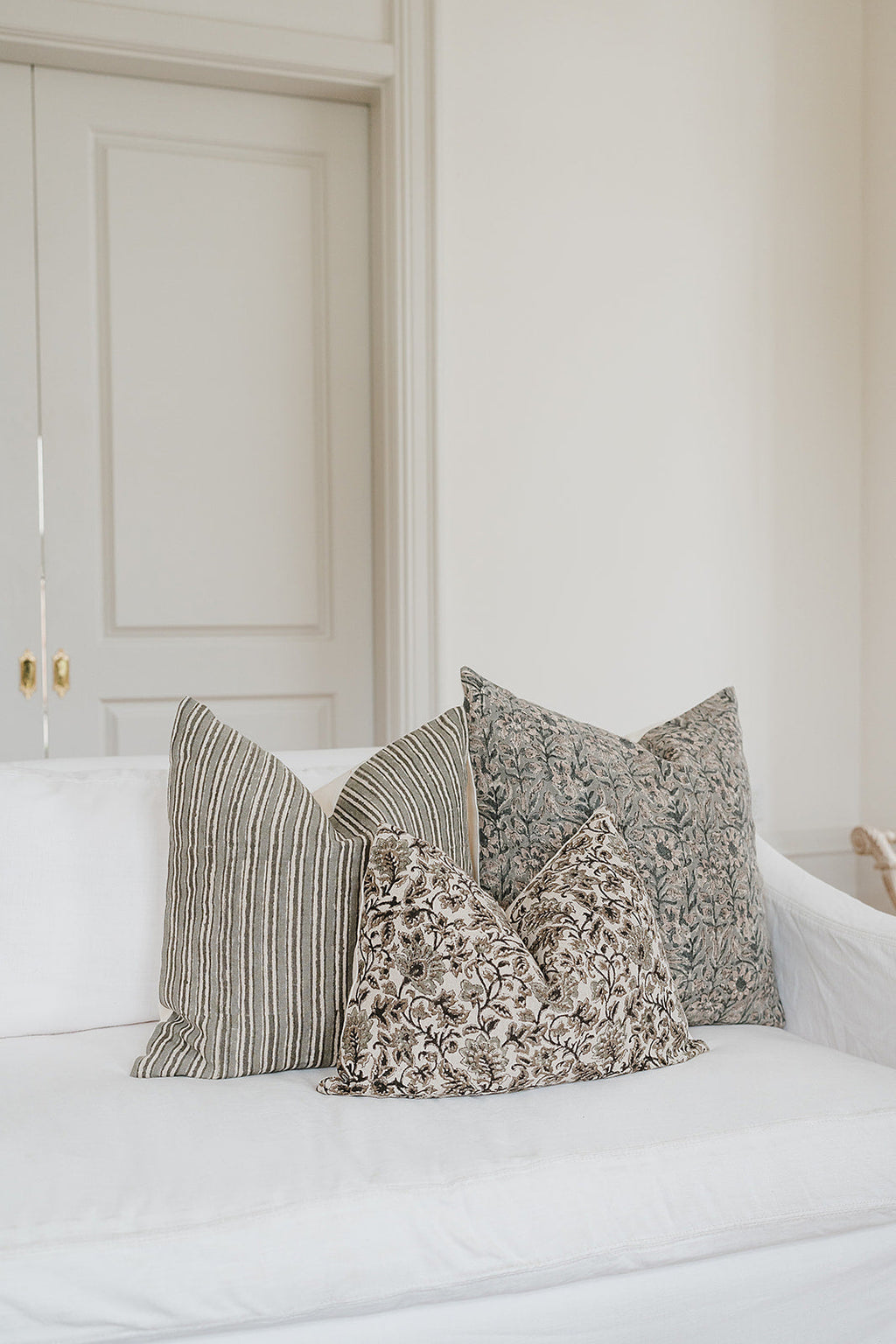 Ibiola Hand Block Linen Pillow Cover