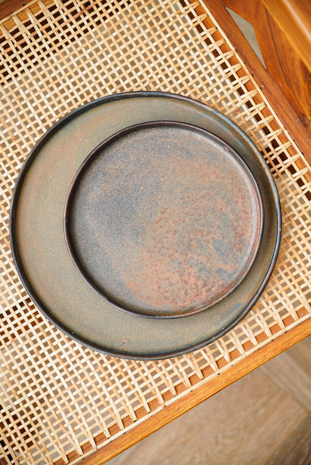 Stoneware Rust Dinner Plates