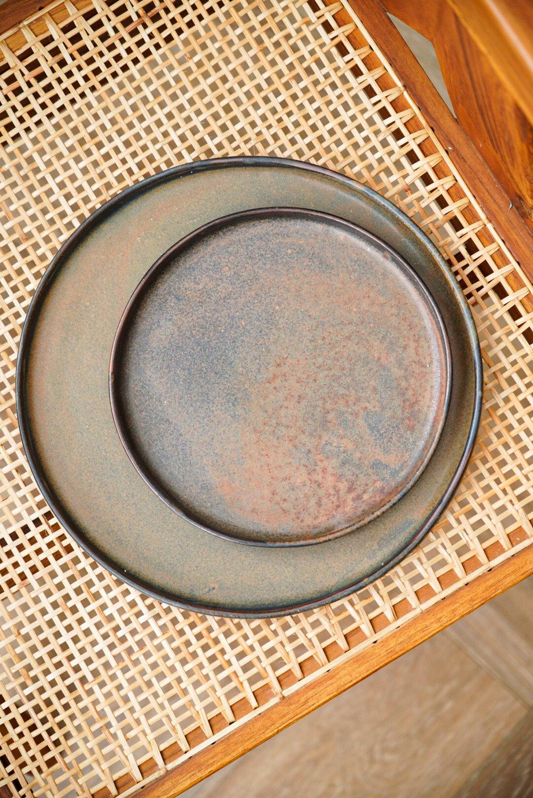 Stoneware Rust Dinner Plates