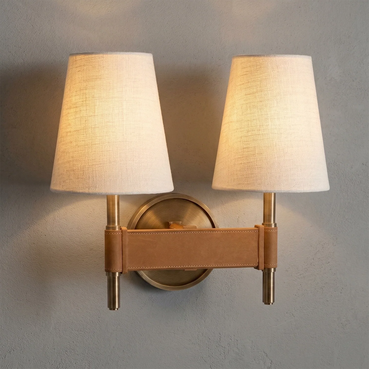 Hastings Leather Wall Lamp