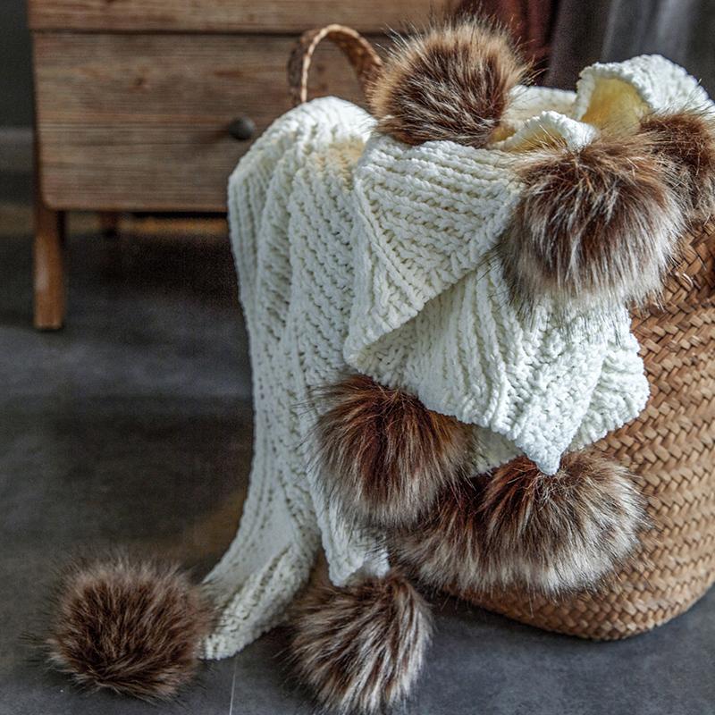 Chenille Pom Throw